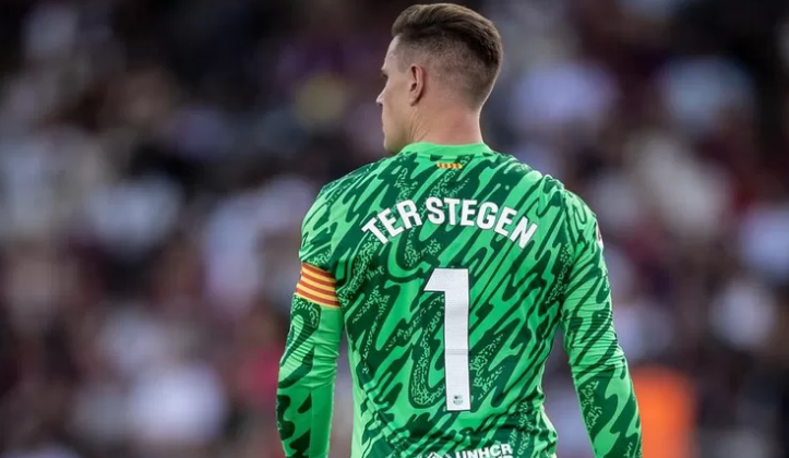 Krisis Kiper Barcelona: Ter Stegen Absen 3 Bulan Usai Operasi Punggung Kedua