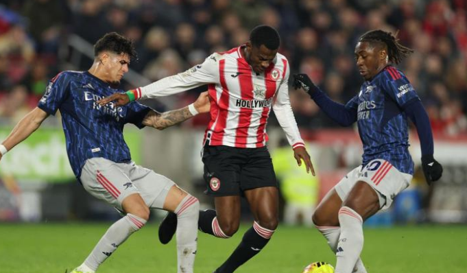 Arsenal Tergelincir di London Barat: Hasil 1-1 vs Brentford Buka Pintu Perburuan Gelar bagi Man City