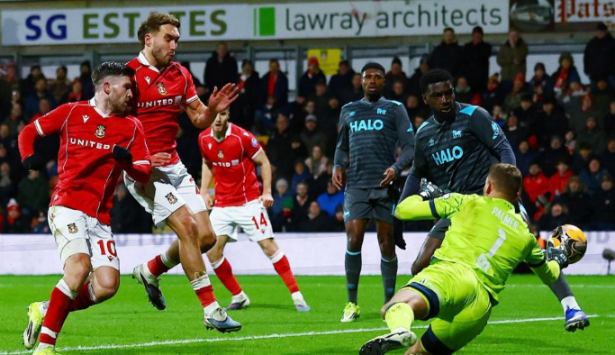 Kisah Piala FA Kian Memanas: Wrexham Lanjutkan Dongeng dengan Menyingkirkan Ipswich, Chelsea Mengamuk di Markas Hull