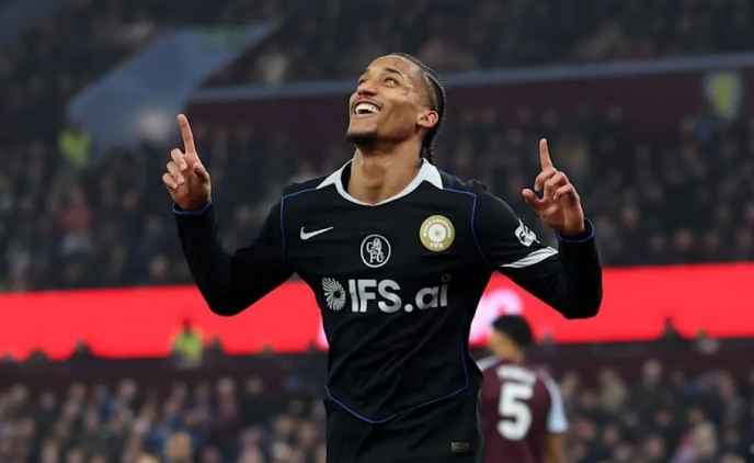 Hat-trick Joao Pedro Gemparkan Villa Park: Chelsea Melaju, Harapan Empat Besar Kian Menyala