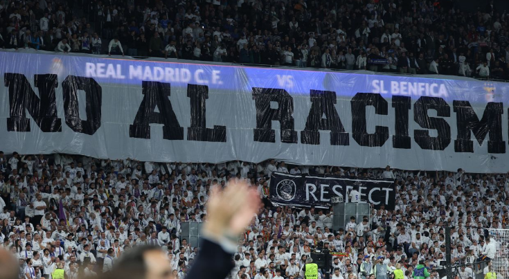 Tegas Melawan Rasisme: Benfica Skors Lima Suporter Usai Insiden Vinicius Junior, Laga Sempat Terhenti 10 Menit dan Madrid Melaju